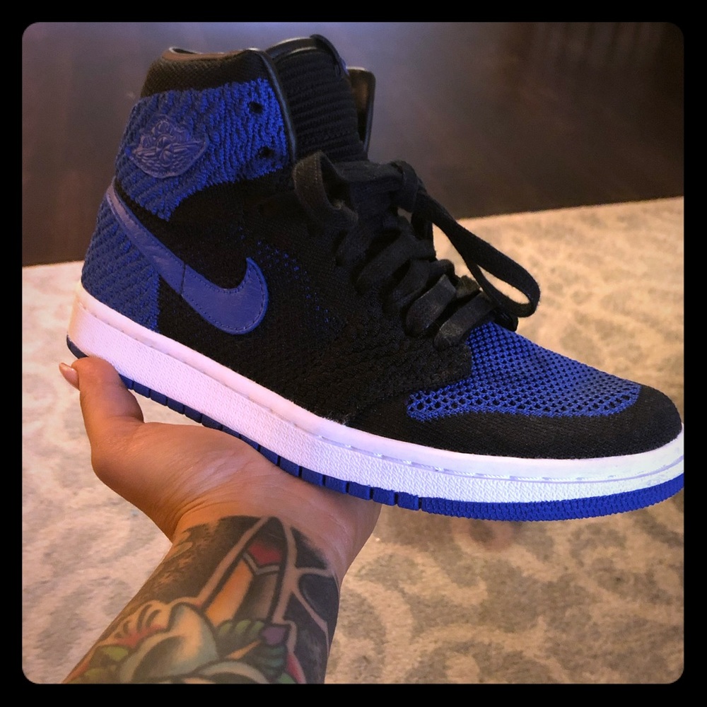 Fly knit air Jordan 1/ royal / lightly used